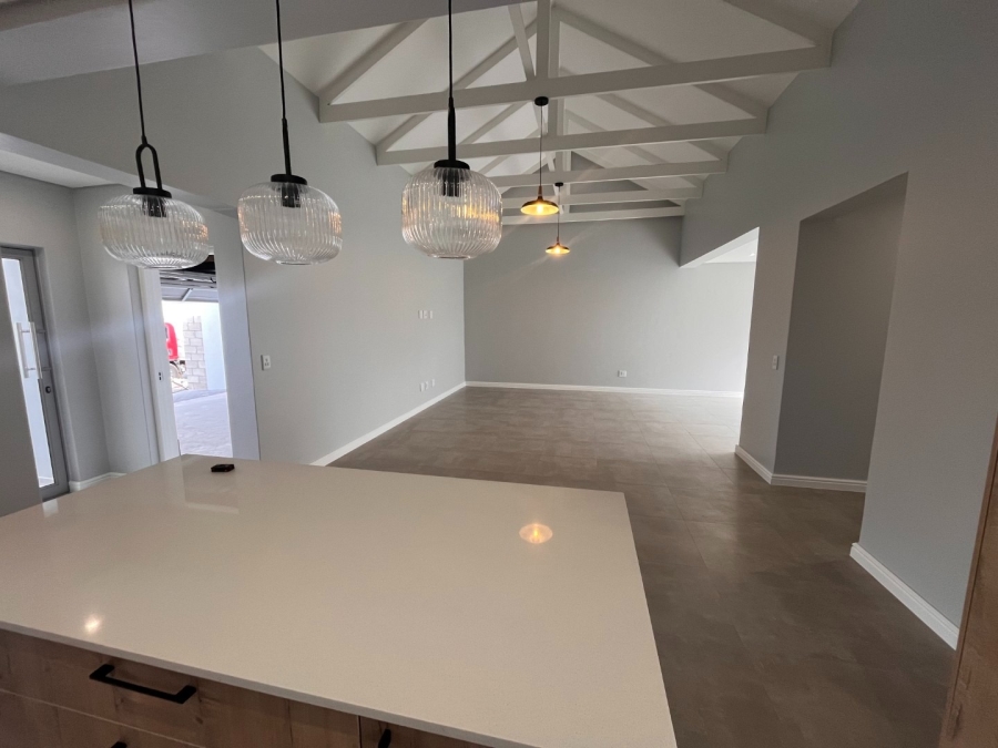 3 Bedroom Property for Sale in Sandown Western Cape